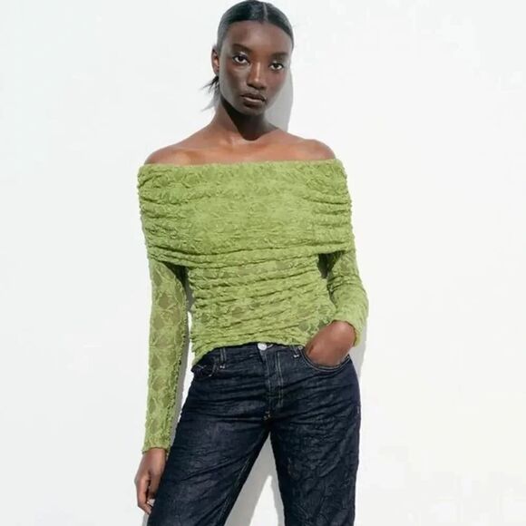 ZARA OFF THE SHOULDER LACE TOP - Picture 2 of 9